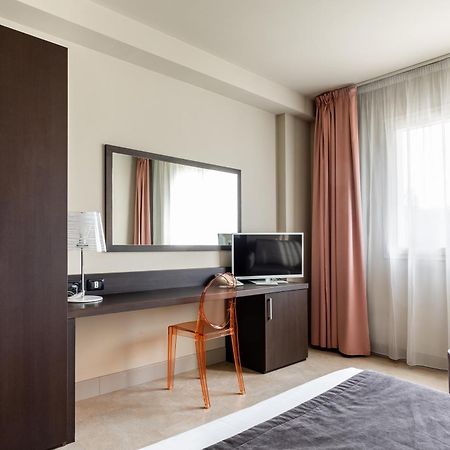 Anusca Palace Hotel Castel San Pietro Terme Εξωτερικό φωτογραφία