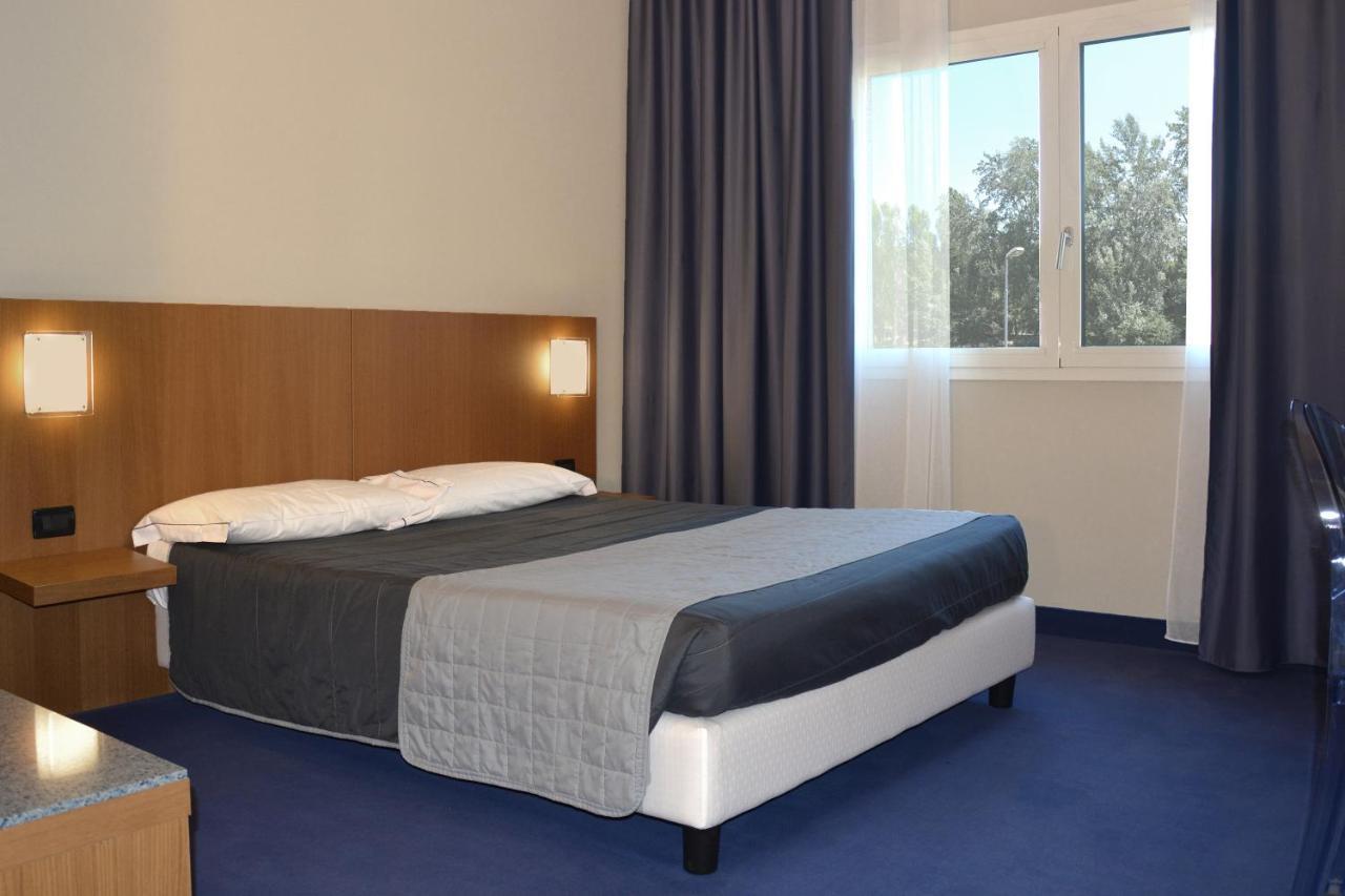 Anusca Palace Hotel Castel San Pietro Terme Εξωτερικό φωτογραφία