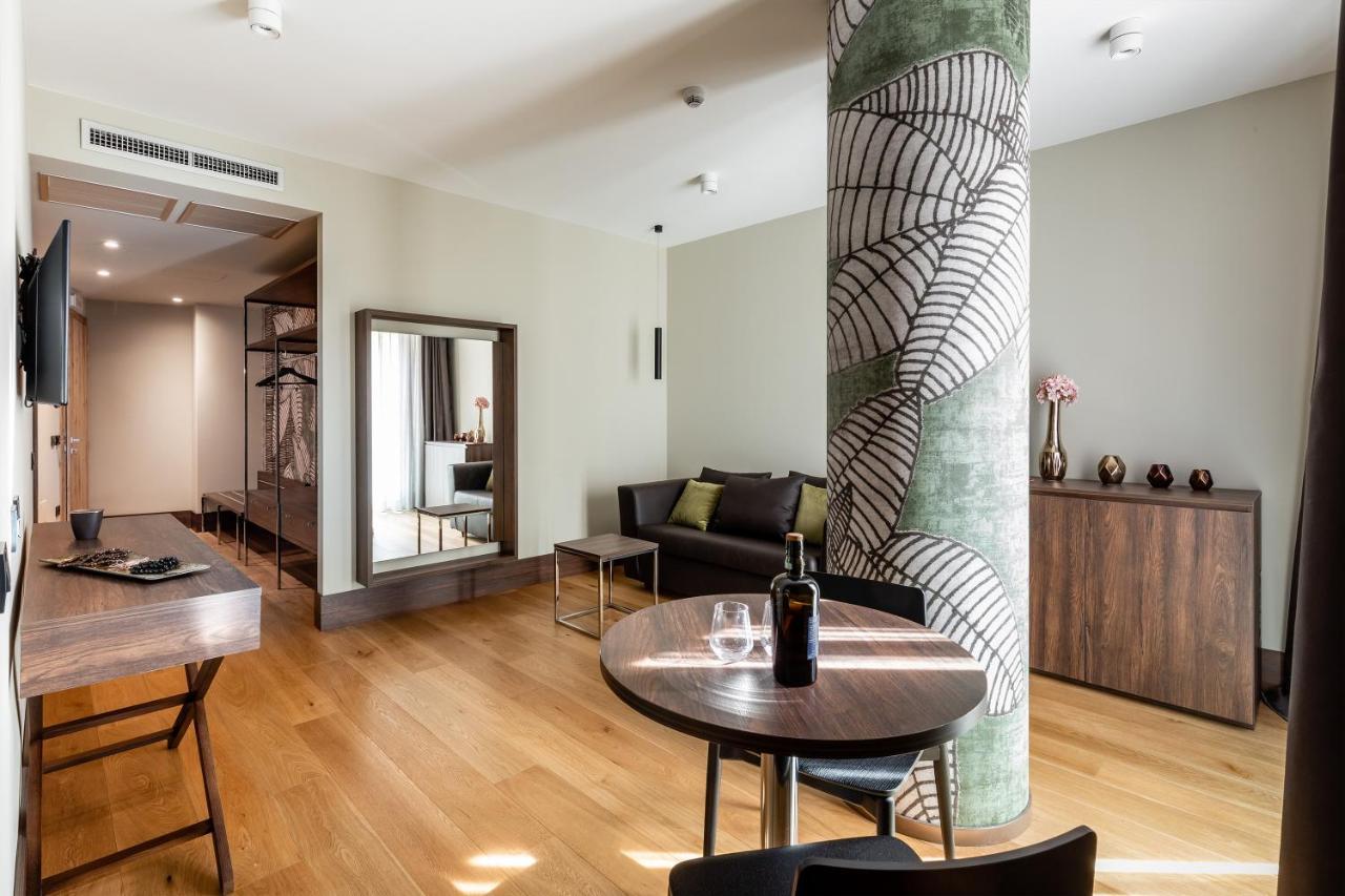 Anusca Palace Hotel Castel San Pietro Terme Εξωτερικό φωτογραφία