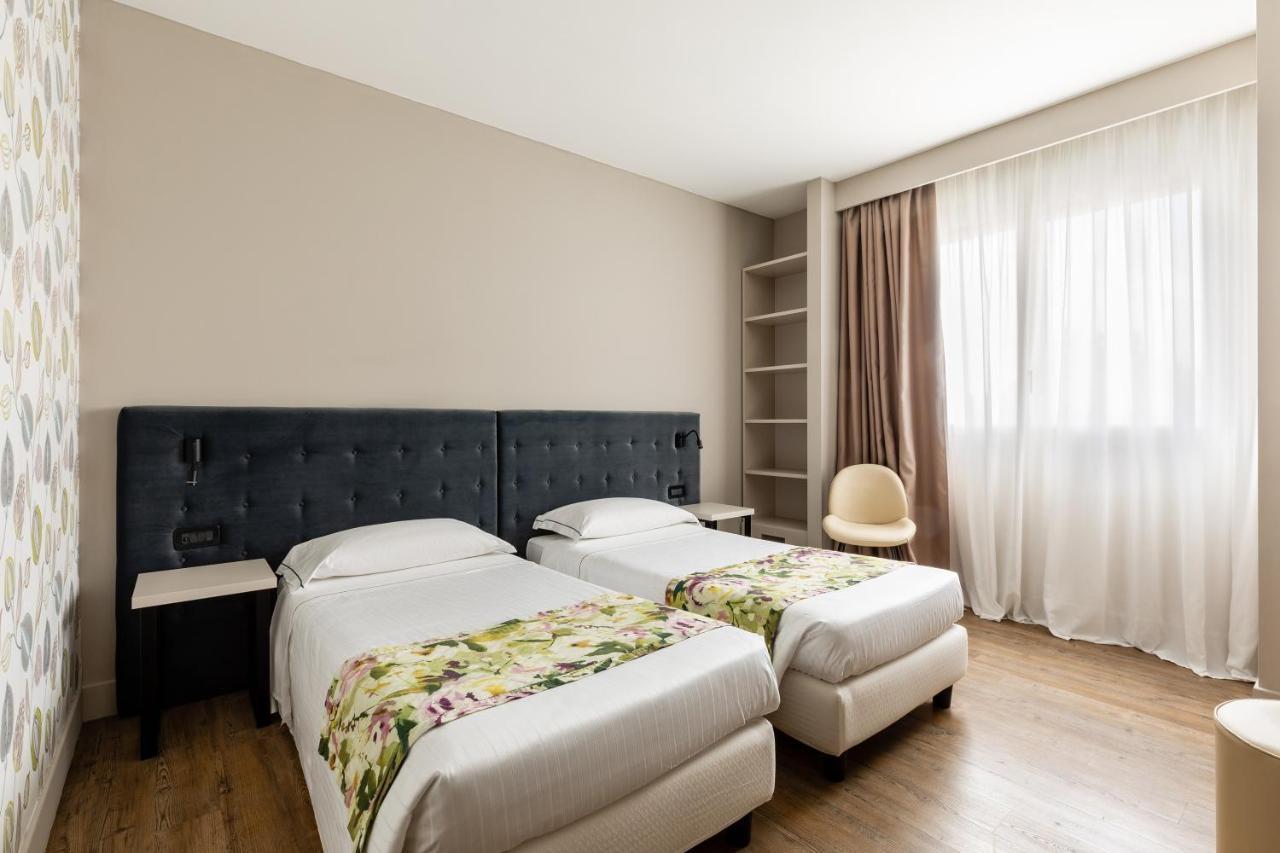 Anusca Palace Hotel Castel San Pietro Terme Εξωτερικό φωτογραφία